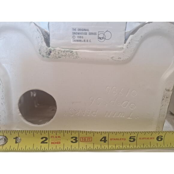 Dept 56 Snow Village “Twin Peaks” 1986 Lighted Building w/ Box- Works Great - Picture 9 of 9